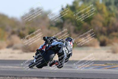 media/Dec-18-2022-SoCal Trackdays (Sun) [[8099a50955]]/Turn 7 Backside (1125am)/